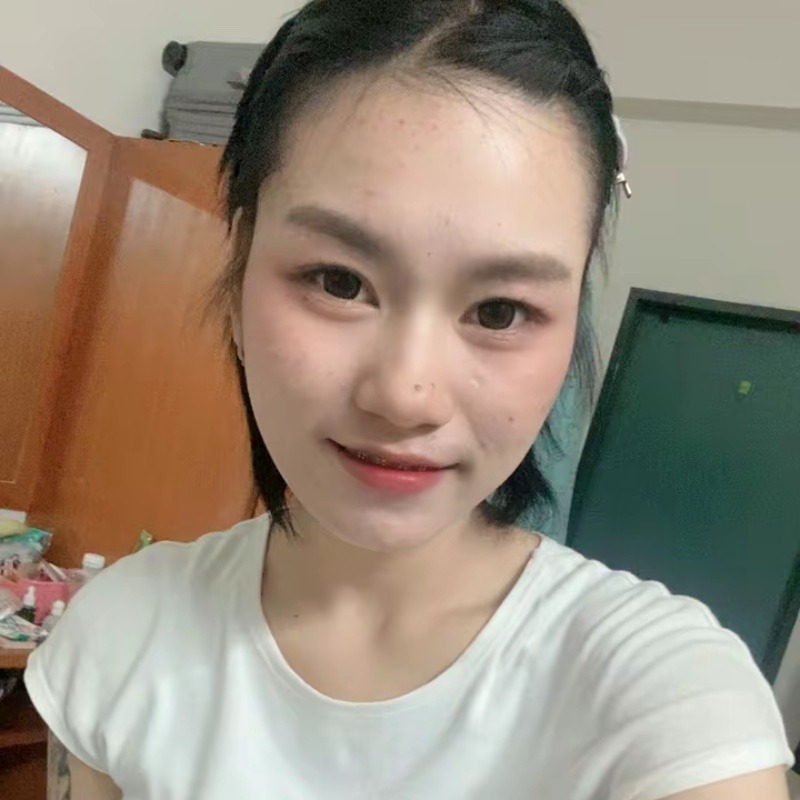 Profile picture of Ploy